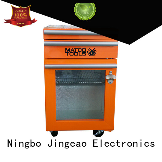 Jingeao automatic mini beverage fridge efficiently